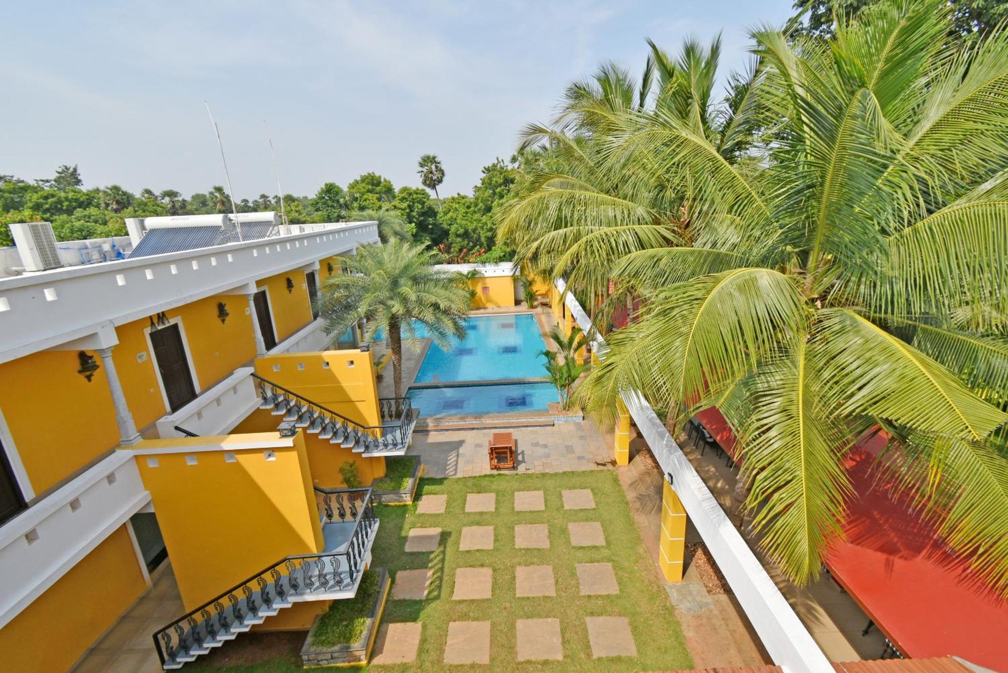 Poppys Olive De' Villa Auroville Bagian luar foto