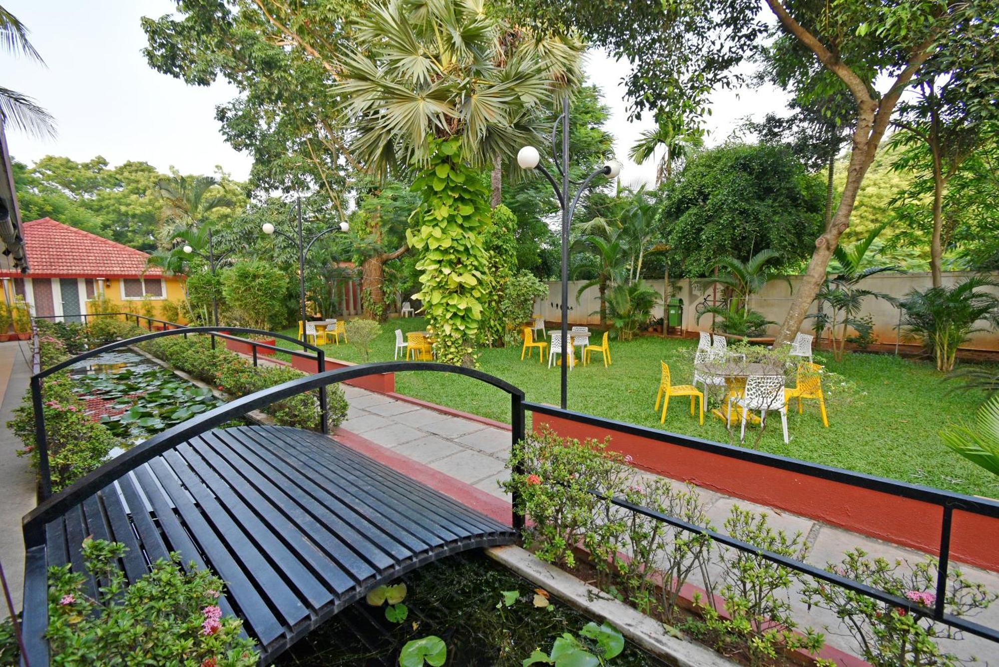 Poppys Olive De' Villa Auroville Bagian luar foto