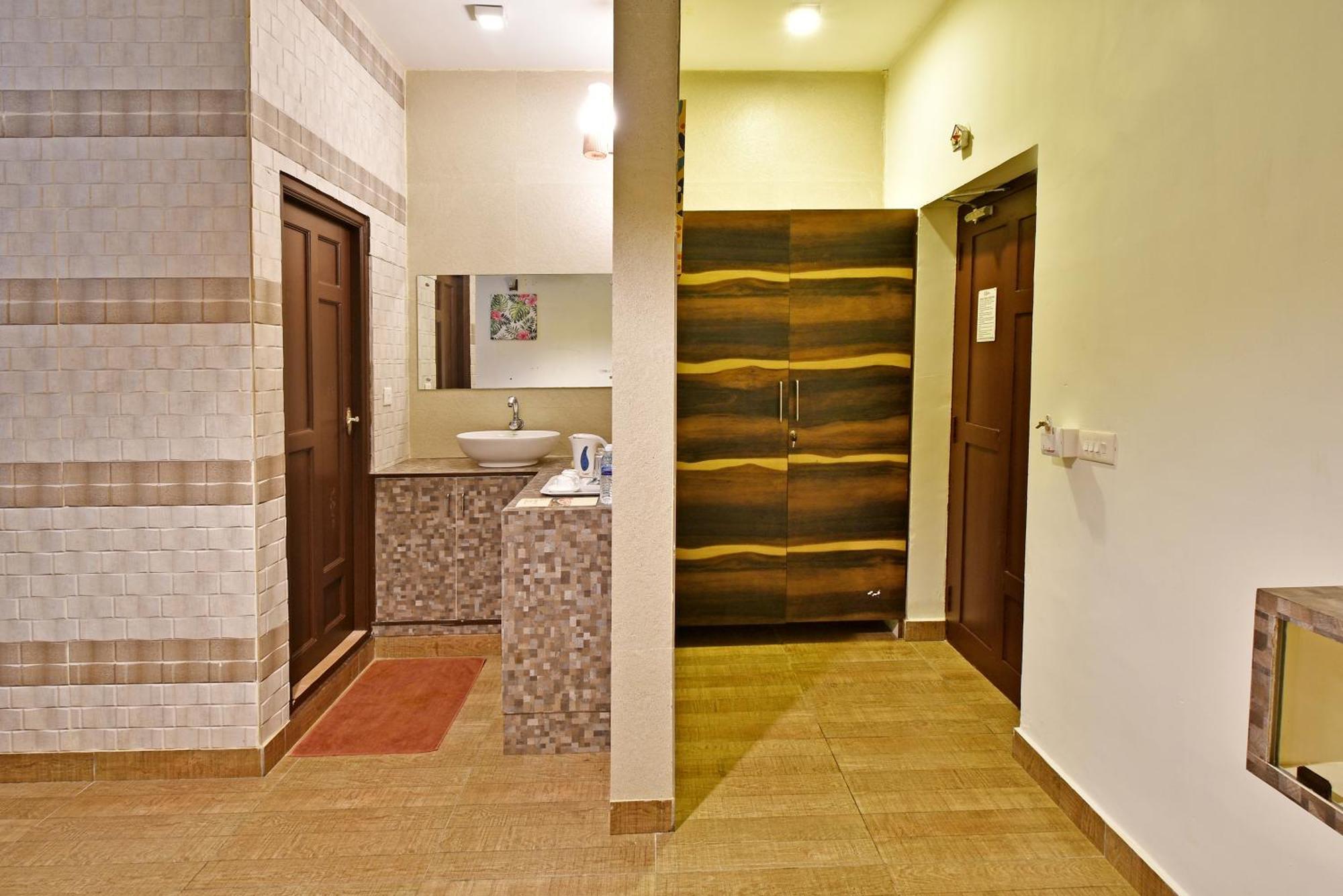 Poppys Olive De' Villa Auroville Bagian luar foto
