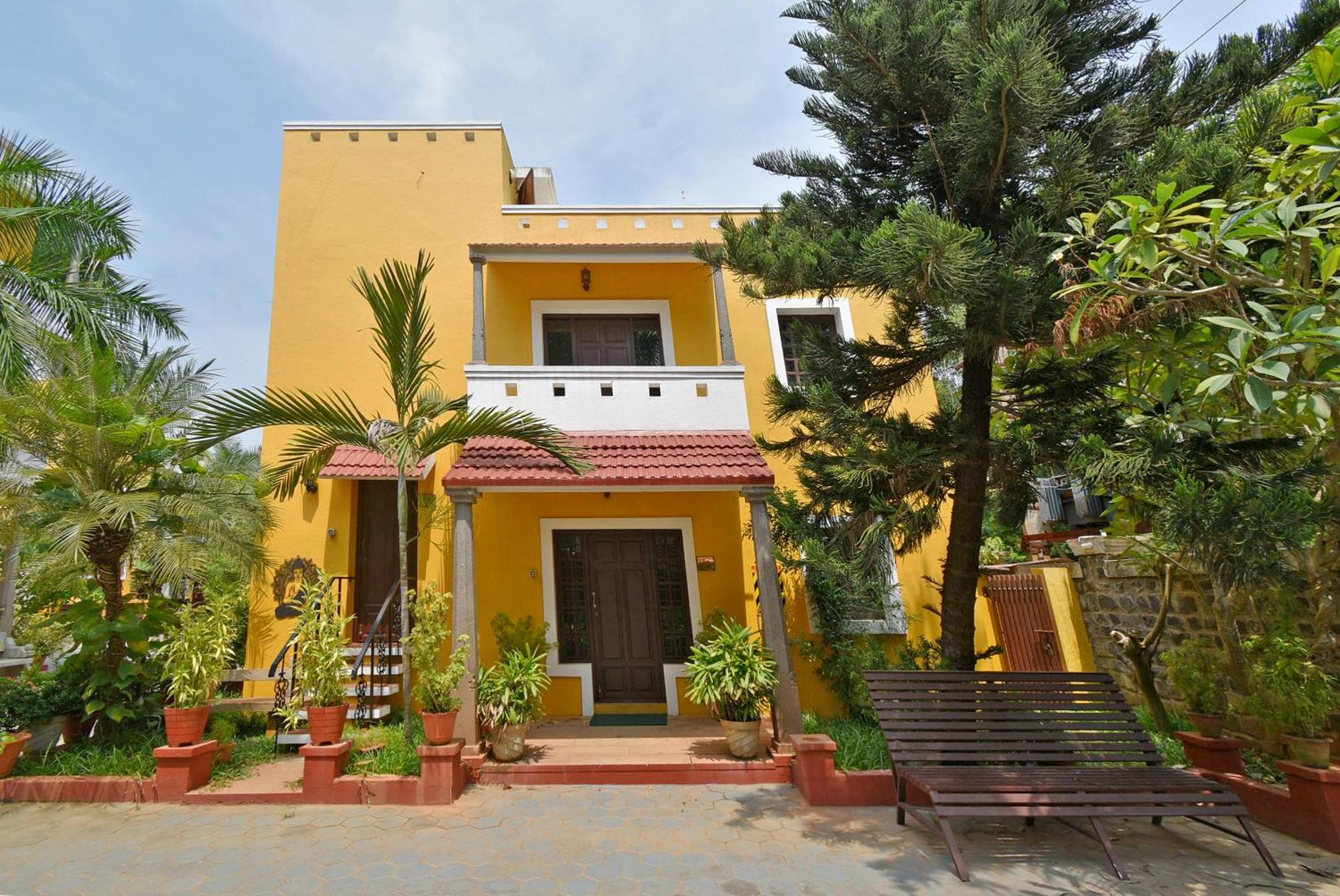 Poppys Olive De' Villa Auroville Bagian luar foto