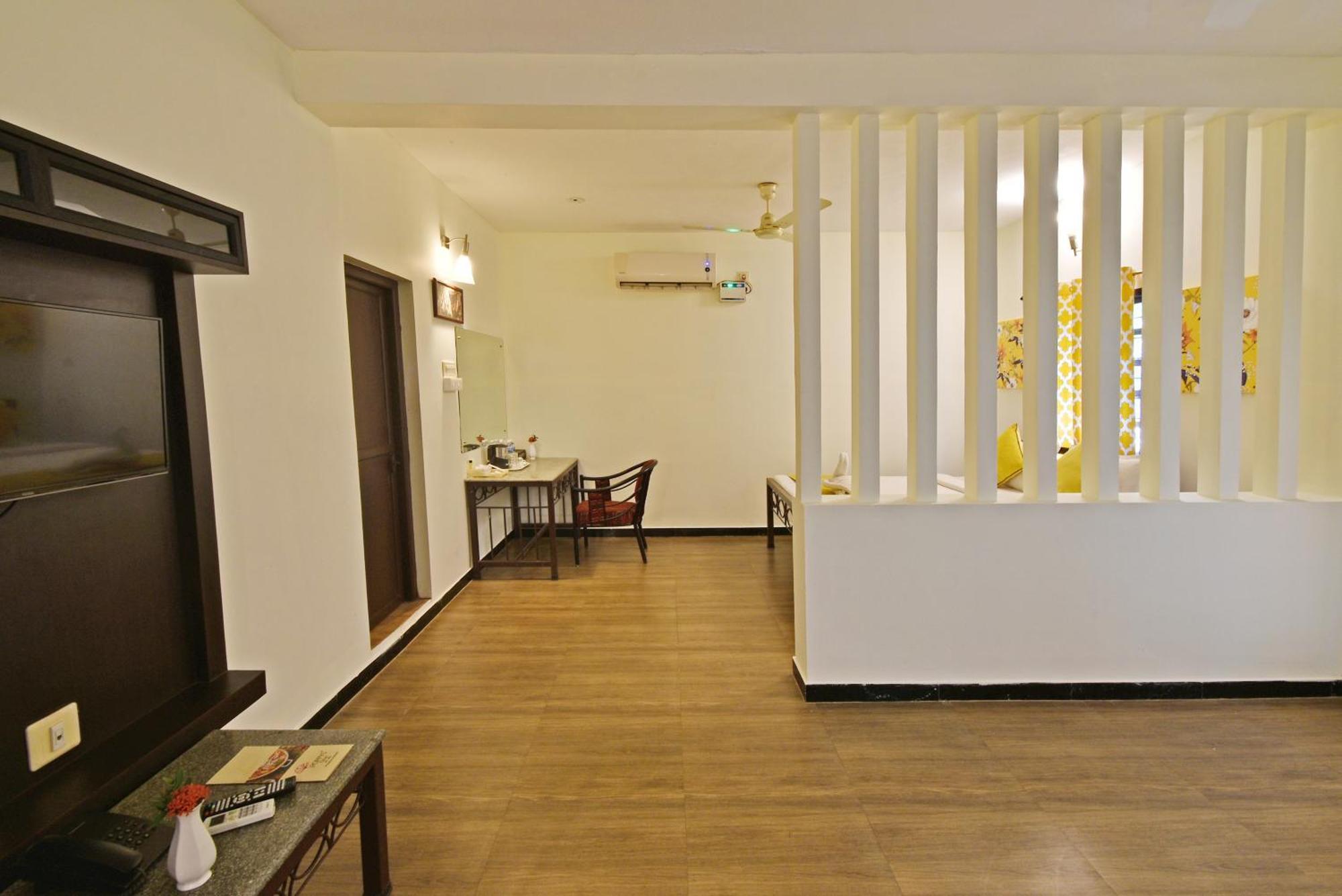 Poppys Olive De' Villa Auroville Bagian luar foto