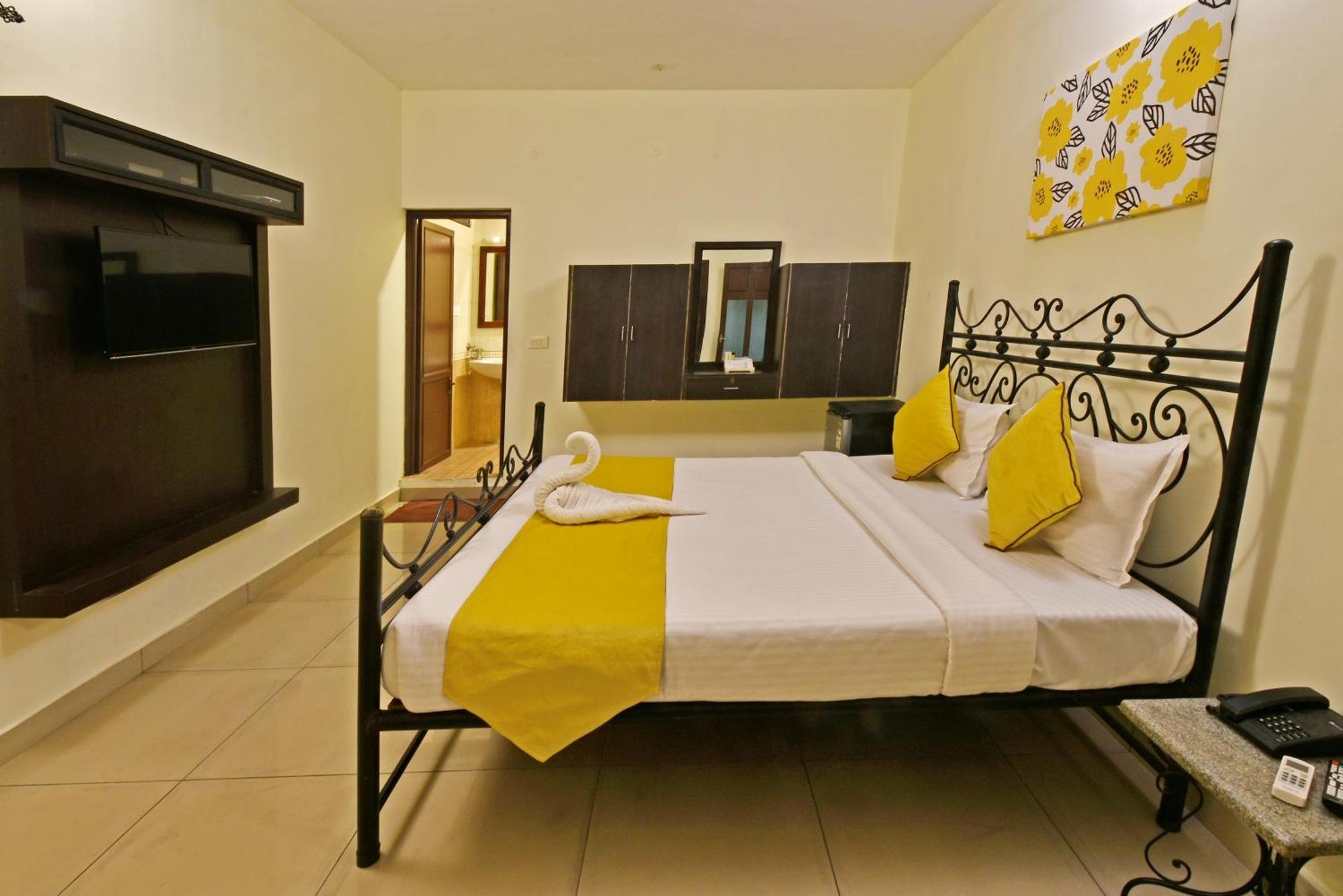 Poppys Olive De' Villa Auroville Bagian luar foto
